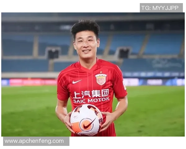 中国足球明星踢球生涯揭秘与未来发展潜力分析 中国足球明星踢球生涯揭秘与未来发展潜力分析