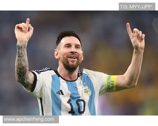 五星闪耀的足球巨星揭秘 他如何征服世界足坛成为传奇